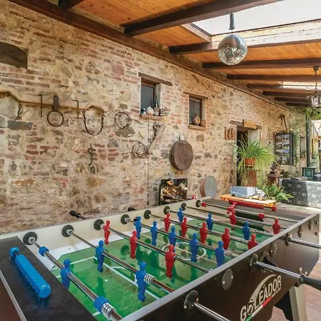 Appartement Two-bedroom In C. Del Lago Pucciarelli