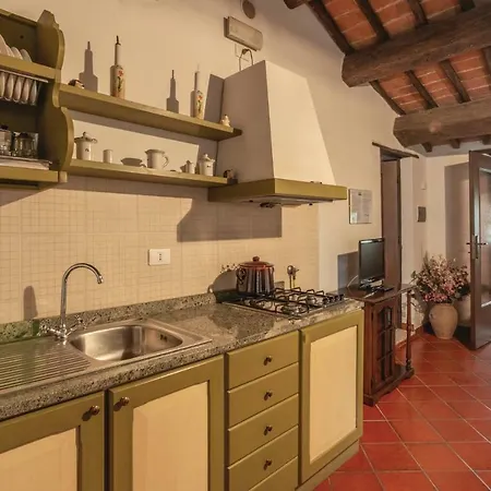 Two-bedroom In C. Del Lago * Pucciarelli